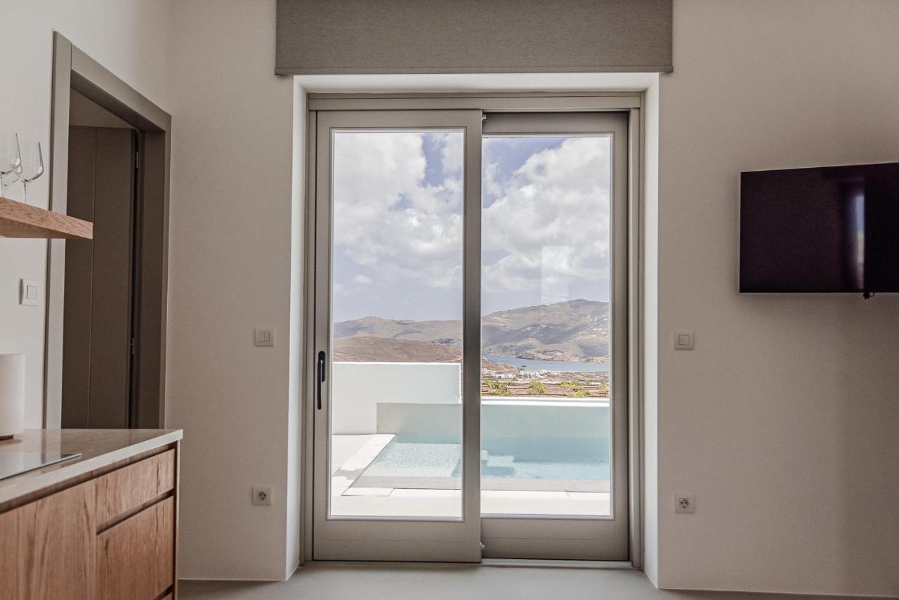 Amarelo Suites Klouvas Екстериор снимка