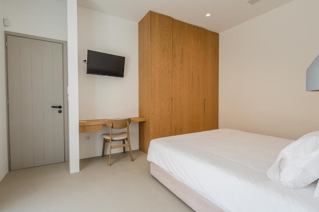 Amarelo Suites Klouvas Екстериор снимка