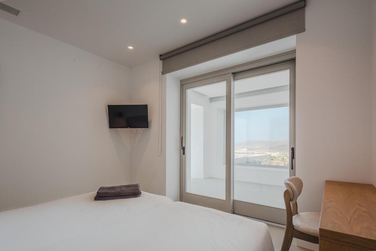 Amarelo Suites Klouvas Екстериор снимка